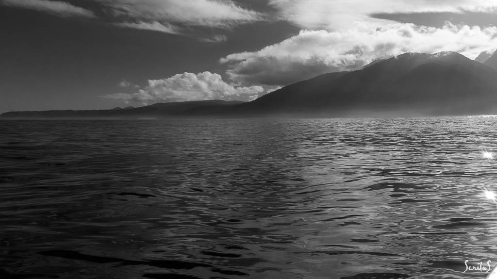 Milford Sound. En partant vers la mer.