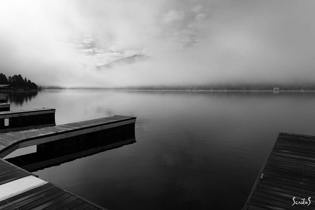 Pontons sur Lake Granby.